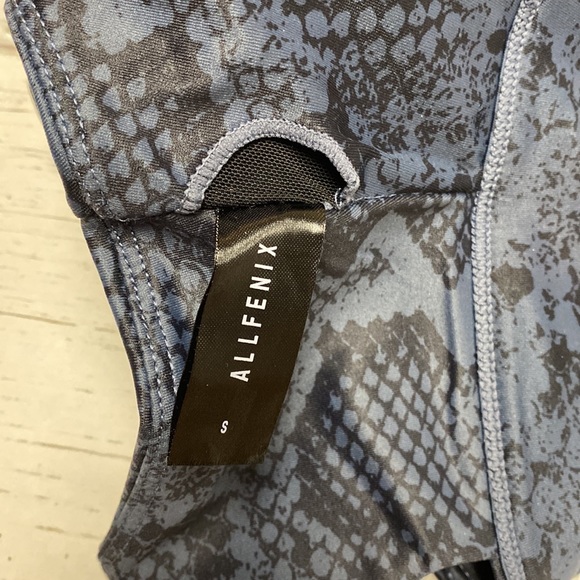 Anthropologie All Fenix Python Snakeskin Yoga Racerback Sports Bra - Picture 7 of 8